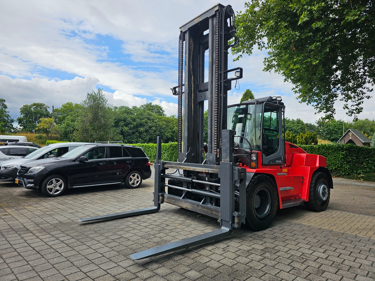 Kalmar DCG 120-6 Diesel - Xe nâng: hình 3 Kalmar DCG 120-6 Diesel - Xe nâng: hình 3