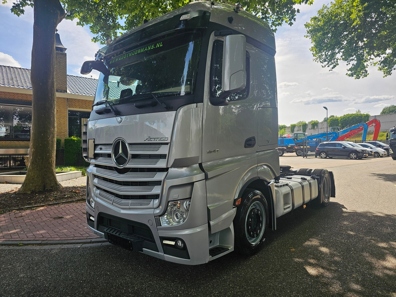 Mercedes Benz Actros 1842 Mega - Xe đầu kéo: hình 3 Mercedes Benz Actros 1842 Mega - Xe đầu kéo: hình 3