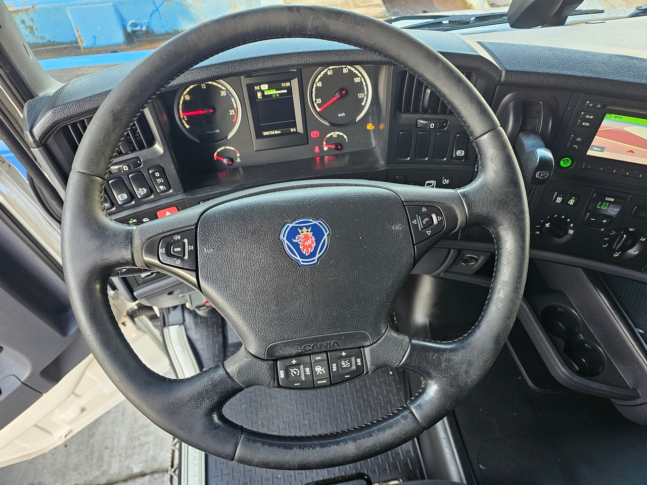 Scania R410 Highline SCR Only - Xe đầu kéo: hình 5 Scania R410 Highline SCR Only - Xe đầu kéo: hình 5