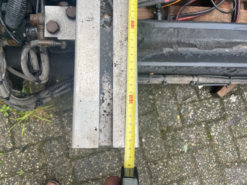 Cho thuê Kässbohrer 1500 KG Laadklep. Gebruikt Kässbohrer 1500 KG Laadklep. Gebruikt: hình 7 Cho thuê Kässbohrer 1500 KG Laadklep. Gebruikt Kässbohrer 1500 KG Laadklep. Gebruikt: hình 7