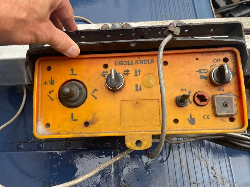 Kässbohrer 1500 KG Laadklep. Gebruikt - Sơ mi rơ moóc hộp kín: hình 3 Kässbohrer 1500 KG Laadklep. Gebruikt - Sơ mi rơ moóc hộp kín: hình 3