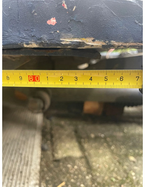 Kässbohrer 1500 KG Laadklep. Gebruikt - Sơ mi rơ moóc hộp kín: hình 5 Kässbohrer 1500 KG Laadklep. Gebruikt - Sơ mi rơ moóc hộp kín: hình 5