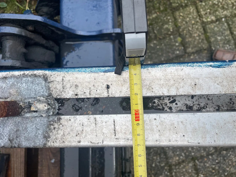 Cho thuê Kässbohrer 1500 KG Laadklep. Gebruikt Kässbohrer 1500 KG Laadklep. Gebruikt: hình 6 Cho thuê Kässbohrer 1500 KG Laadklep. Gebruikt Kässbohrer 1500 KG Laadklep. Gebruikt: hình 6