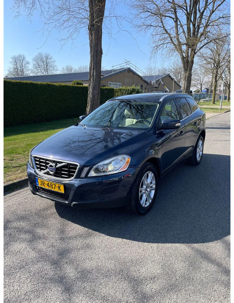 Volvo XC60 XC60 DZ88/DZ8850 5 Cilinder Euro 5 - Hatchback: hình 1 Volvo XC60 XC60 DZ88/DZ8850 5 Cilinder Euro 5 - Hatchback: hình 1