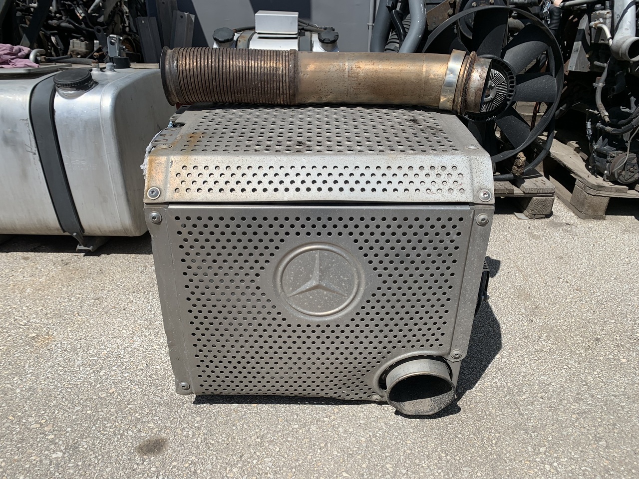 CATALYTIC CONVERTER 230L EURO 5 ACTROS MP3 - Bộ chuyển đổi xúc tác cho Xe tải: hình 1 CATALYTIC CONVERTER 230L EURO 5 ACTROS MP3 - Bộ chuyển đổi xúc tác cho Xe tải: hình 1