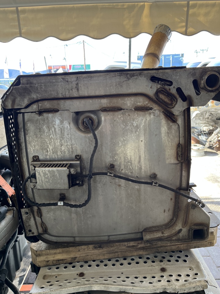 CATALYTIC CONVERTER 230L EURO 5 ACTROS MP3 - Bộ chuyển đổi xúc tác cho Xe tải: hình 2 CATALYTIC CONVERTER 230L EURO 5 ACTROS MP3 - Bộ chuyển đổi xúc tác cho Xe tải: hình 2