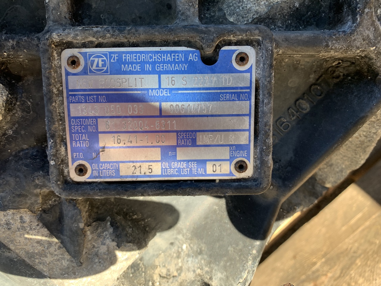 GEARBOX MAN TGX ZF 16S2221TD (WITH INTARTER) - Hộp số và các bộ phận cho Xe tải: hình 3 GEARBOX MAN TGX ZF 16S2221TD (WITH INTARTER) - Hộp số và các bộ phận cho Xe tải: hình 3