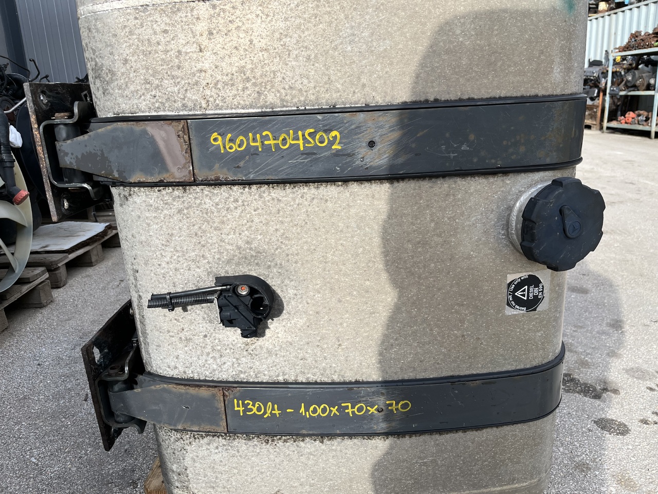 Bình nhiên liệu cho Xe tải MERCEDES-BENZ,MAN ACTROS MP4,TGA,TGX: hình 17