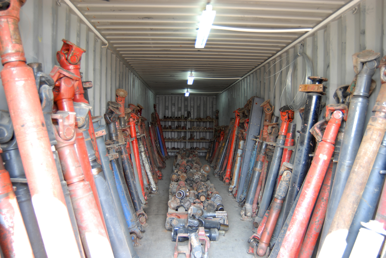 PROPELLER SHAFT FOR MERCEDES-BENZ AND MAN - Trục các đăng cho Xe tải: hình 2 PROPELLER SHAFT FOR MERCEDES-BENZ AND MAN - Trục các đăng cho Xe tải: hình 2