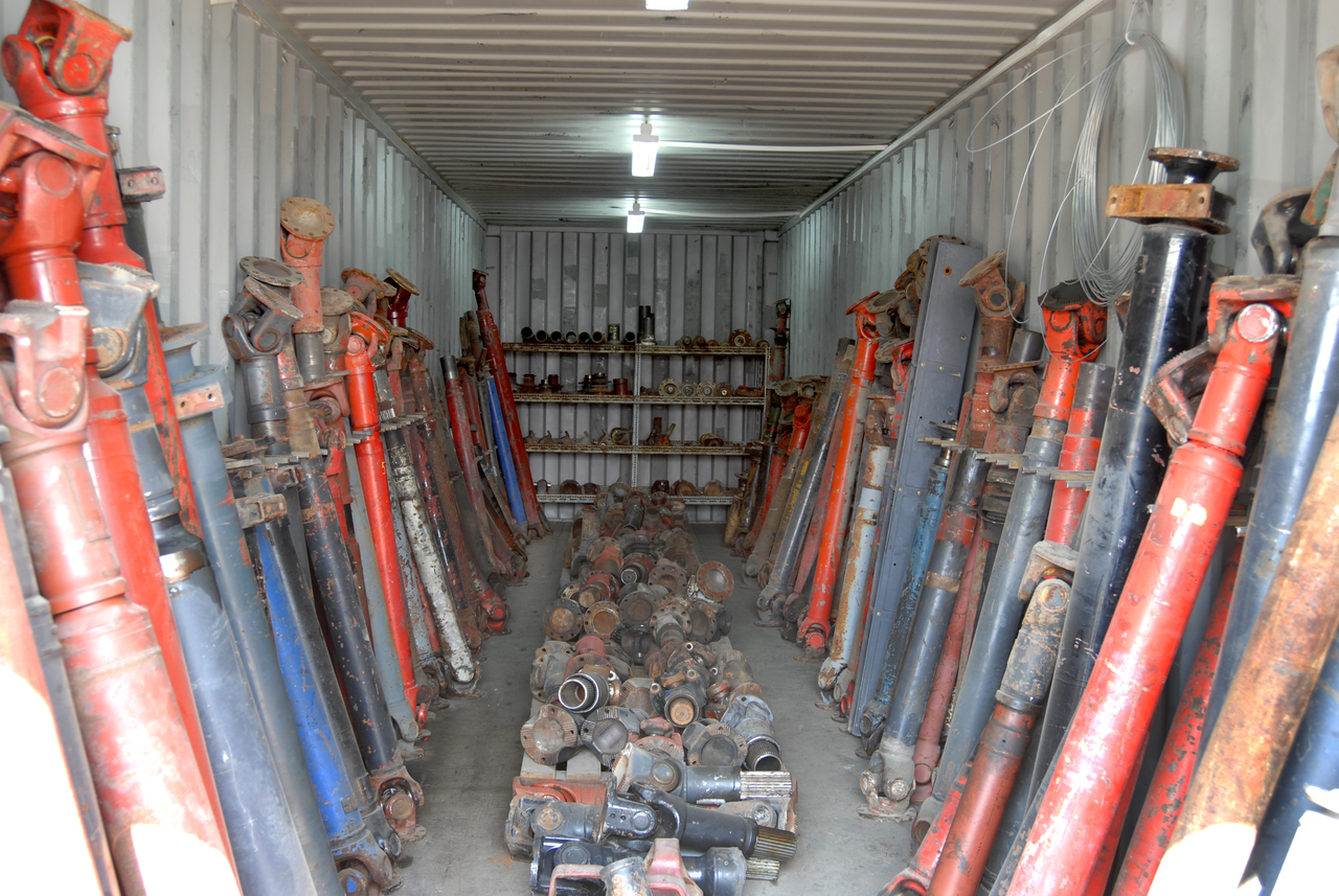 PROPELLER SHAFT FOR MERCEDES-BENZ AND MAN - Trục các đăng cho Xe tải: hình 1 PROPELLER SHAFT FOR MERCEDES-BENZ AND MAN - Trục các đăng cho Xe tải: hình 1