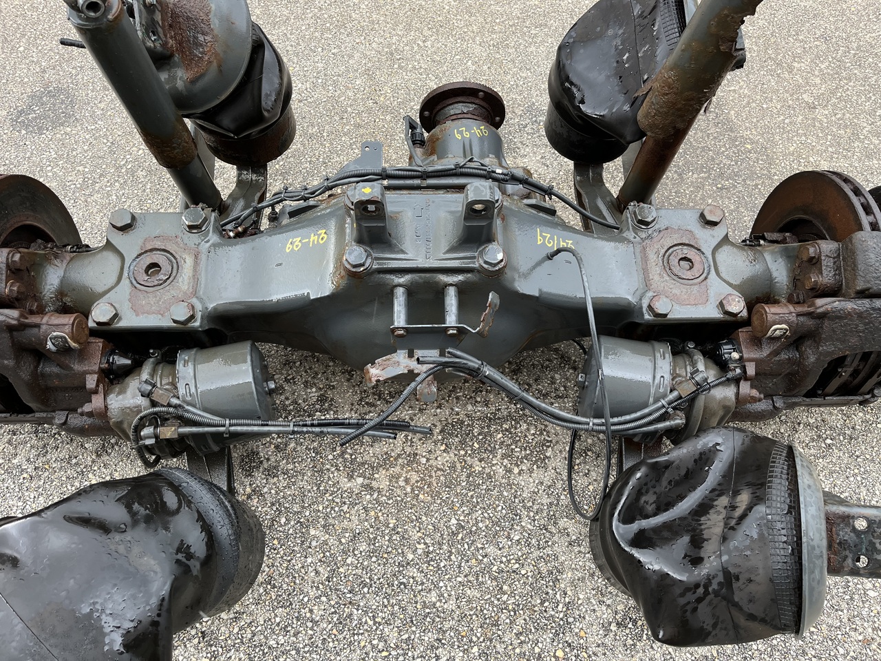 REAR AXLE WITH DIFFERENTIAL GEAR ,RATIO 29:24 - Bộ vi sai cho Xe tải: hình 4 REAR AXLE WITH DIFFERENTIAL GEAR ,RATIO 29:24 - Bộ vi sai cho Xe tải: hình 4