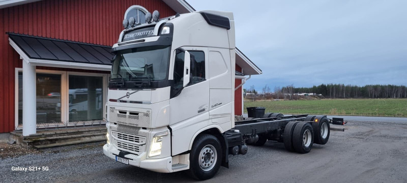 Volvo FH540 6x4 Globe XL - Xe tải khung gầm: hình 1 Volvo FH540 6x4 Globe XL - Xe tải khung gầm: hình 1