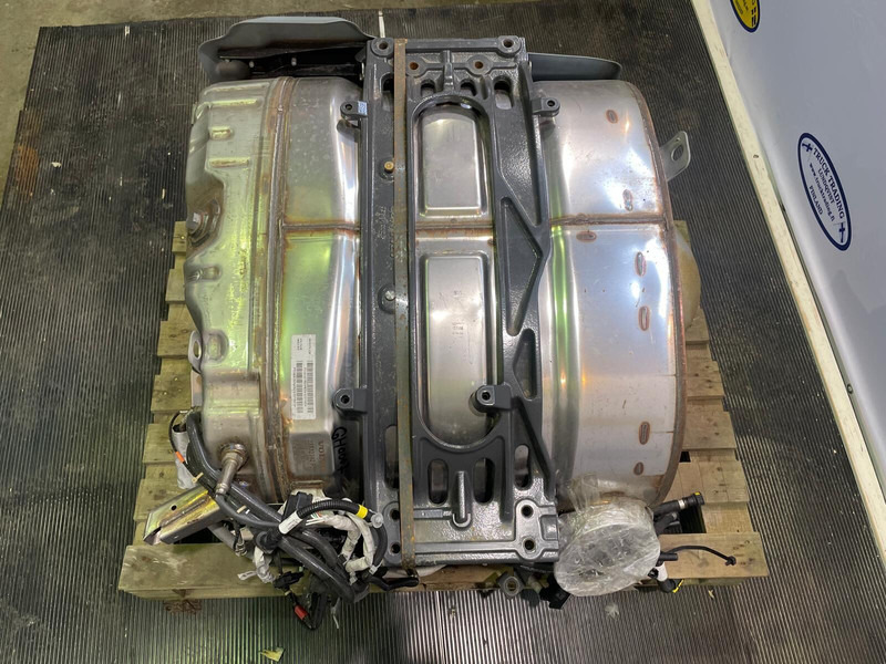 Volvo VER5 - Bộ giảm thanh: hình 3 Volvo VER5 - Bộ giảm thanh: hình 3