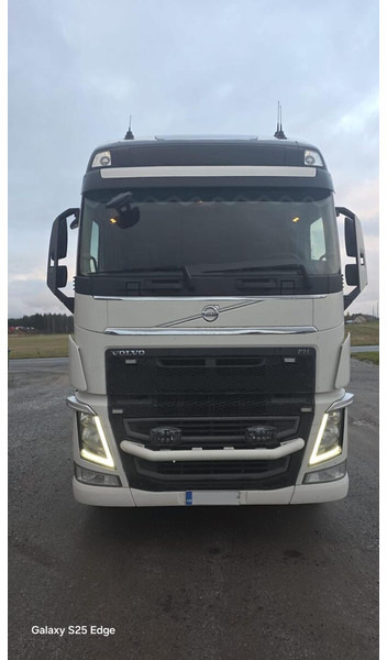 Volvo FH500 - Xe đầu kéo: hình 5 Volvo FH500 - Xe đầu kéo: hình 5