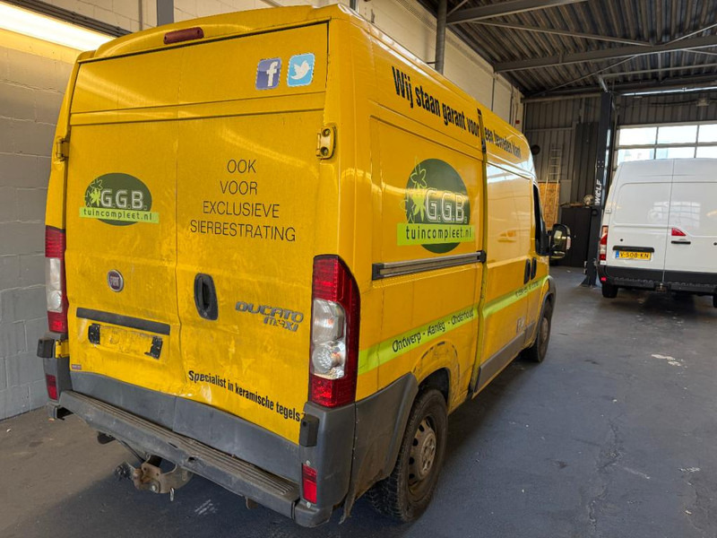 Fiat FIAT DUCATO Maxi L2H2 130 PK Radiator lek/ kapot Motor Loopt. achter schade - Xe van chở hàng: hình 4 Fiat FIAT DUCATO Maxi L2H2 130 PK Radiator lek/ kapot Motor Loopt. achter schade - Xe van chở hàng: hình 4