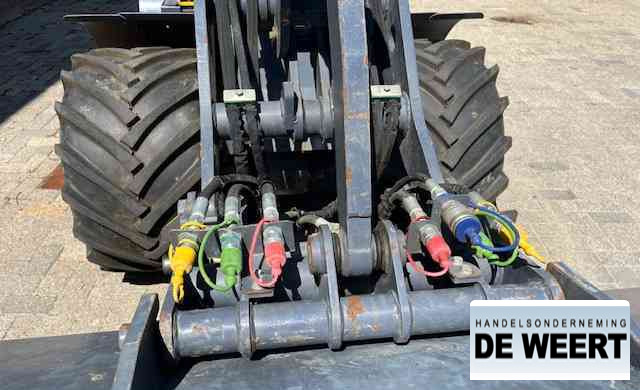 Eurotrac W12F , W 12 F , w12f - Máy xúc lật bánh lốp: hình 5 Eurotrac W12F , W 12 F , w12f - Máy xúc lật bánh lốp: hình 5