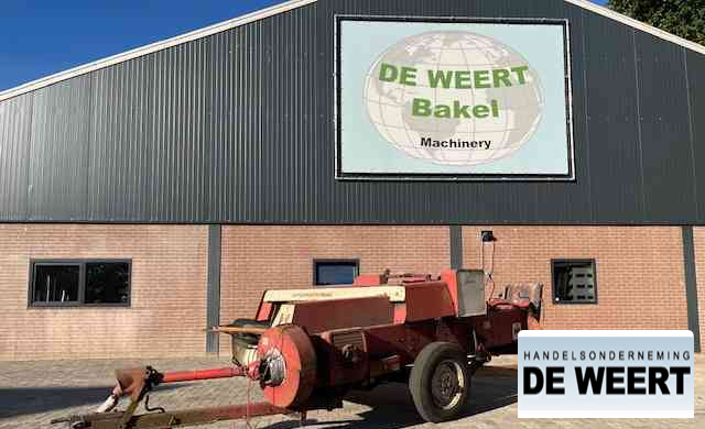 International 440 - Máy đóng kiện vuông: hình 2 International 440 - Máy đóng kiện vuông: hình 2