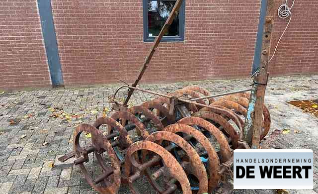 Lemken variopack 80 , vorenpakker voor 4 of 5 schaar - Con lăn ruộng: hình 2 Lemken variopack 80 , vorenpakker voor 4 of 5 schaar - Con lăn ruộng: hình 2