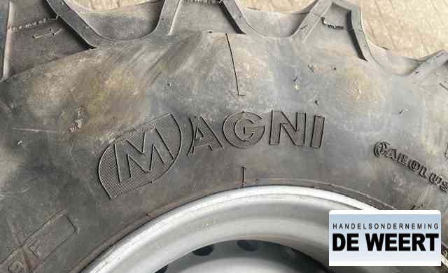 Magni 445/65R22.5 - Lốp và vành cho Máy móc nông nghiệp: hình 4 Magni 445/65R22.5 - Lốp và vành cho Máy móc nông nghiệp: hình 4