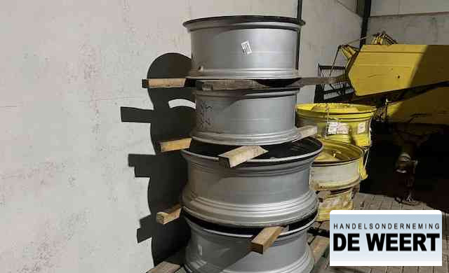 Diversen velgen 38" , voor john deere , case - Lốp và vành cho Máy móc nông nghiệp: hình 2 Diversen velgen 38" , voor john deere , case - Lốp và vành cho Máy móc nông nghiệp: hình 2