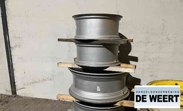 Diversen velgen 38" , voor john deere , case - Lốp và vành cho Máy móc nông nghiệp: hình 1 Diversen velgen 38" , voor john deere , case - Lốp và vành cho Máy móc nông nghiệp: hình 1