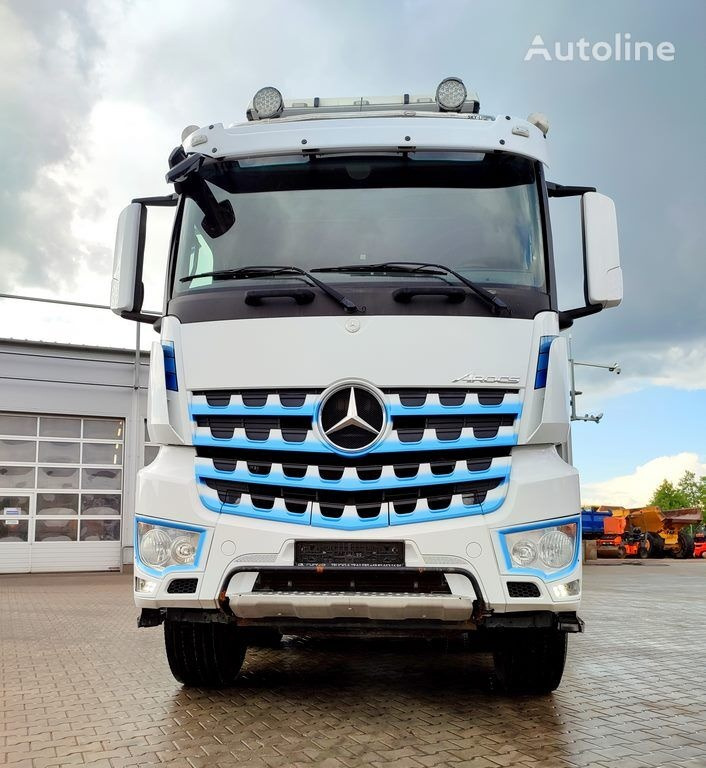 Mercedes-Benz Arocs 4151 - Xe ben: hình 2 Mercedes-Benz Arocs 4151 - Xe ben: hình 2