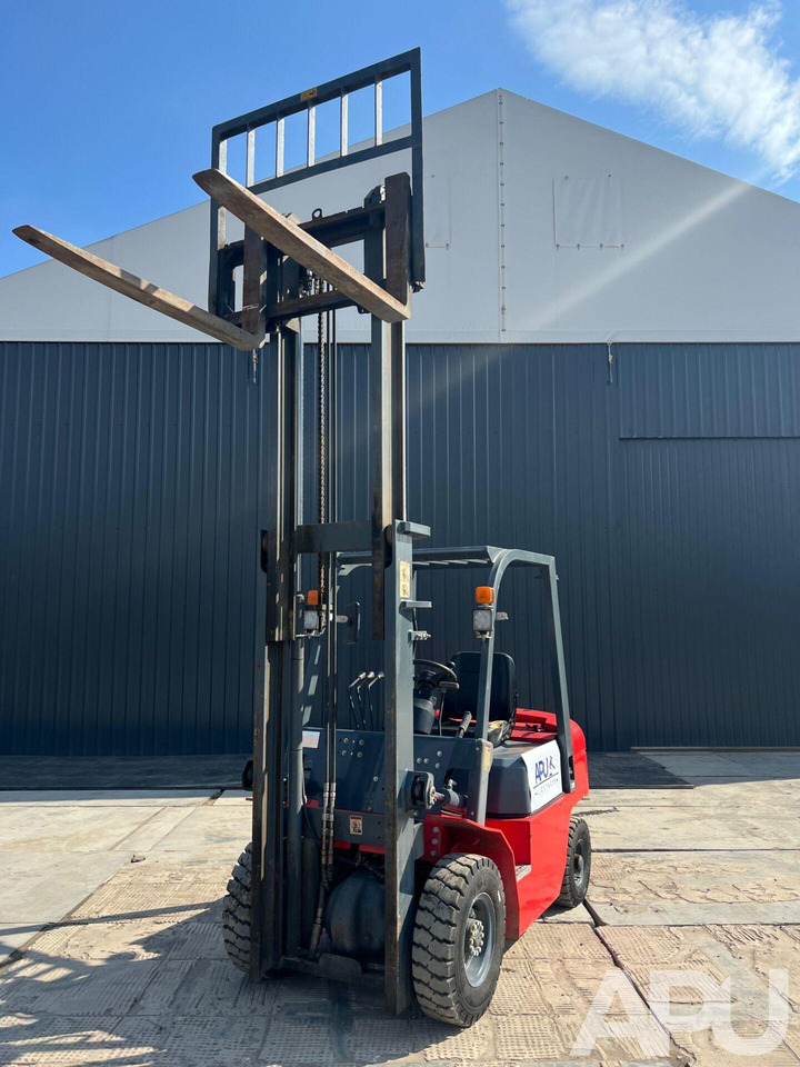 Plus Power VTDD-25 - Xe nâng: hình 4 Plus Power VTDD-25 - Xe nâng: hình 4