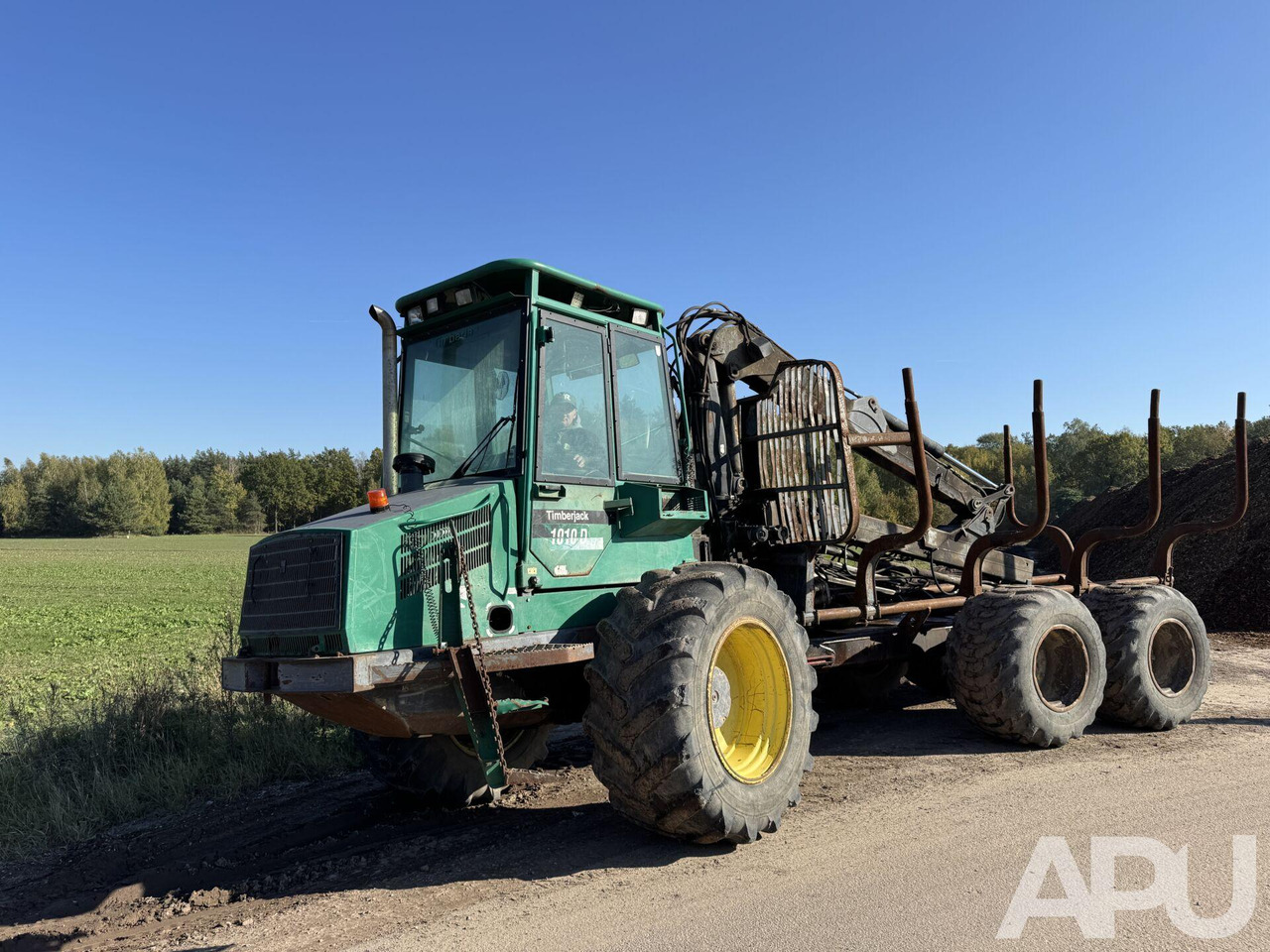 Timberjack do przewozu drewna - Máy chuyển tiếp: hình 1 Timberjack do przewozu drewna - Máy chuyển tiếp: hình 1