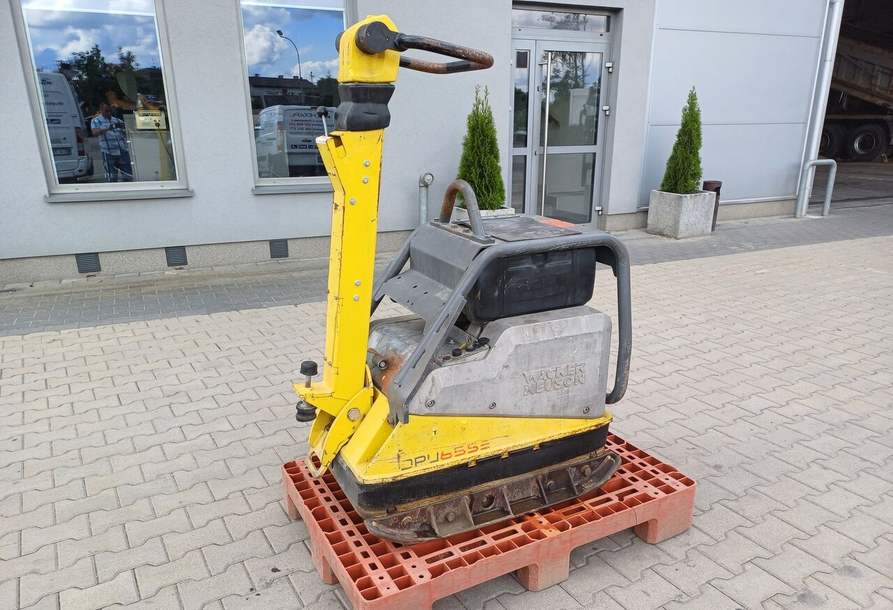 Wacker Neuson DPU 6555 - Đĩa rung: hình 1 Wacker Neuson DPU 6555 - Đĩa rung: hình 1