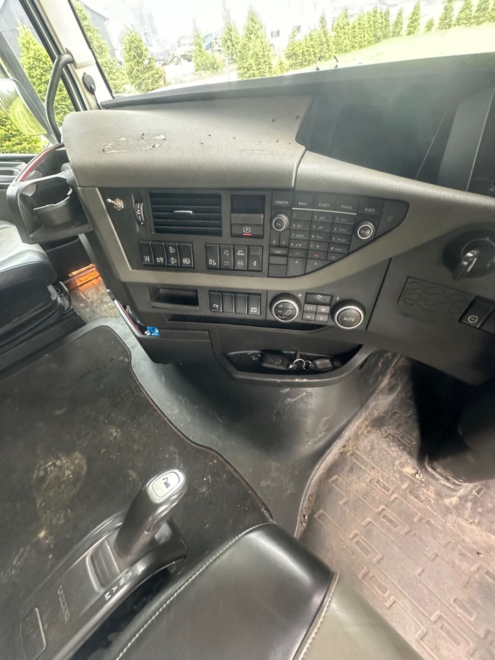 Xe đầu kéo VOLVO FH500 6×2: hình 7 Xe đầu kéo VOLVO FH500 6×2: hình 7