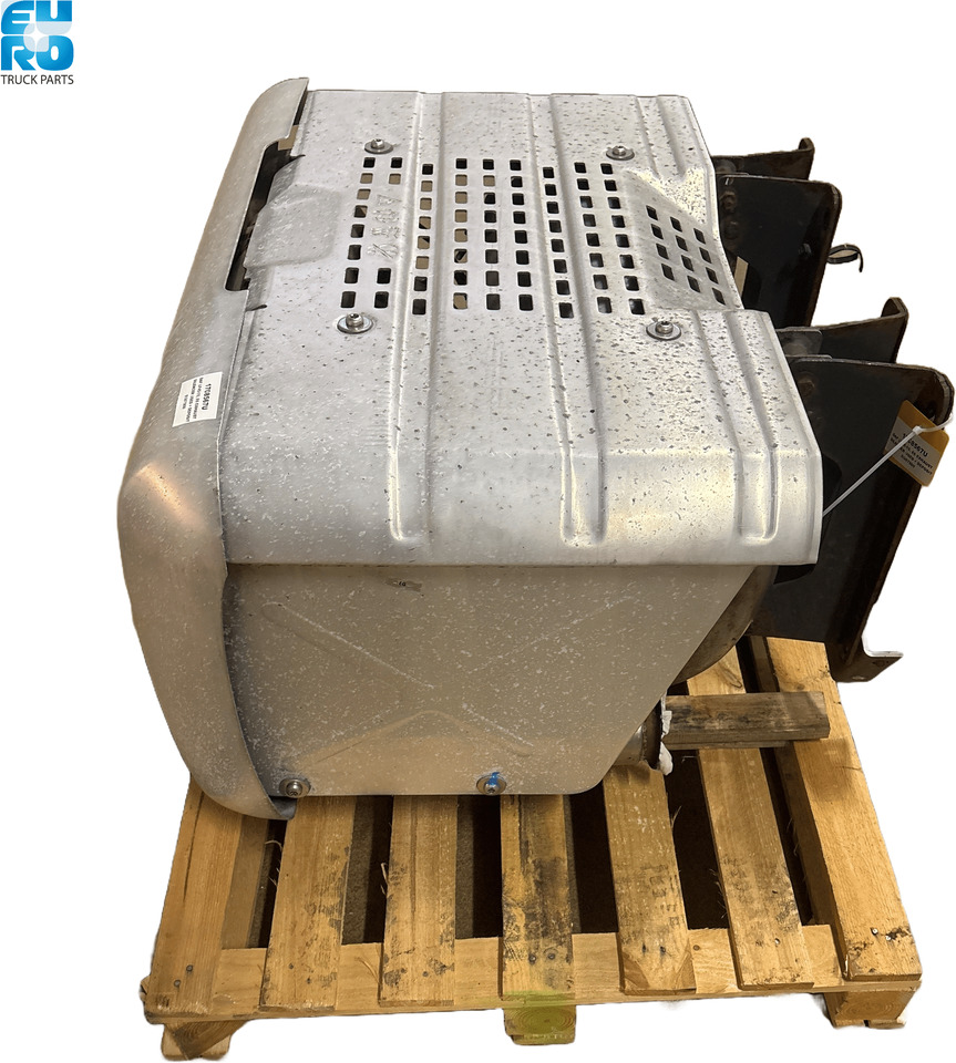 DAF LF45-55, E6 EXHAUST SILENCER USED + DEPOSIT 1708567U - Ống xả cho Xe tải: hình 3 DAF LF45-55, E6 EXHAUST SILENCER USED + DEPOSIT 1708567U - Ống xả cho Xe tải: hình 3