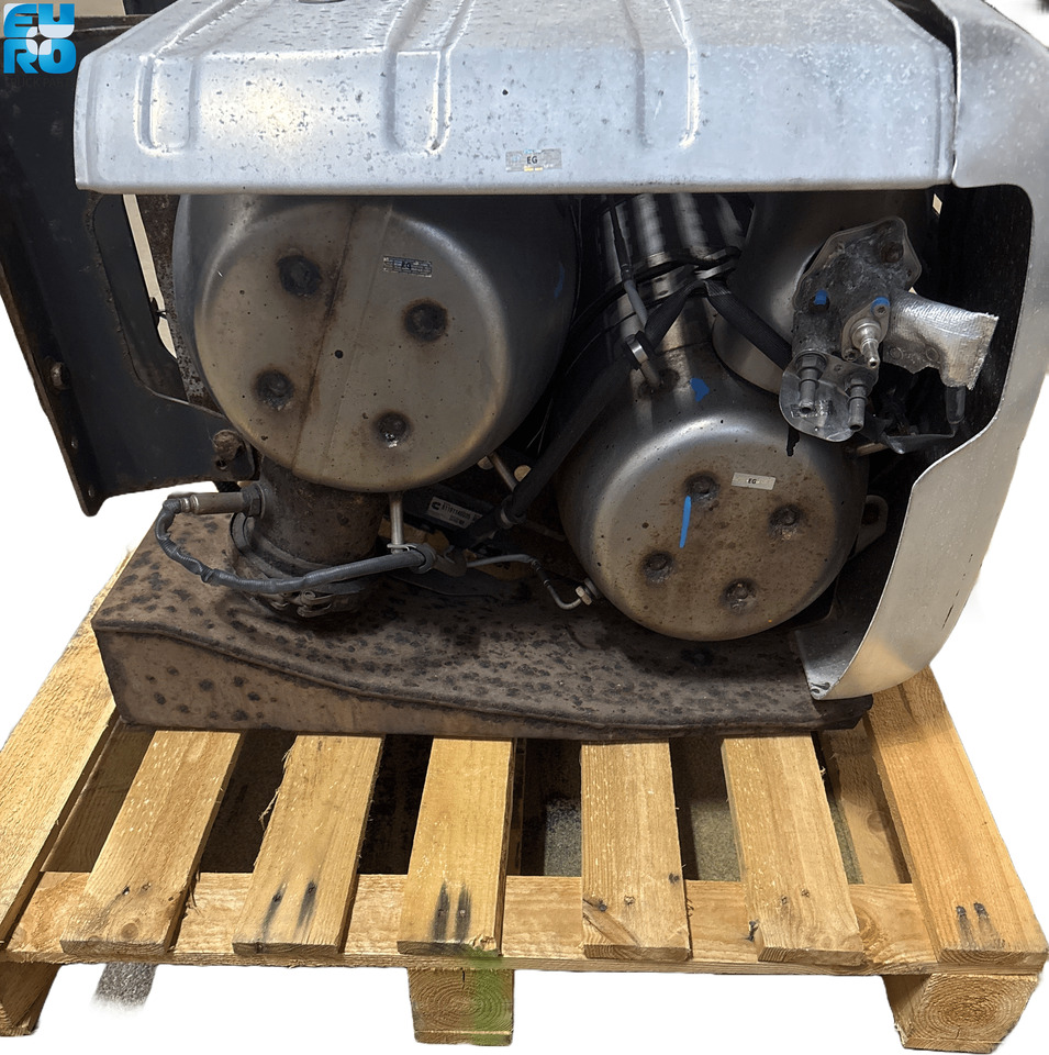DAF LF45-55, E6 EXHAUST SILENCER USED + DEPOSIT 1708567U - Ống xả cho Xe tải: hình 5 DAF LF45-55, E6 EXHAUST SILENCER USED + DEPOSIT 1708567U - Ống xả cho Xe tải: hình 5
