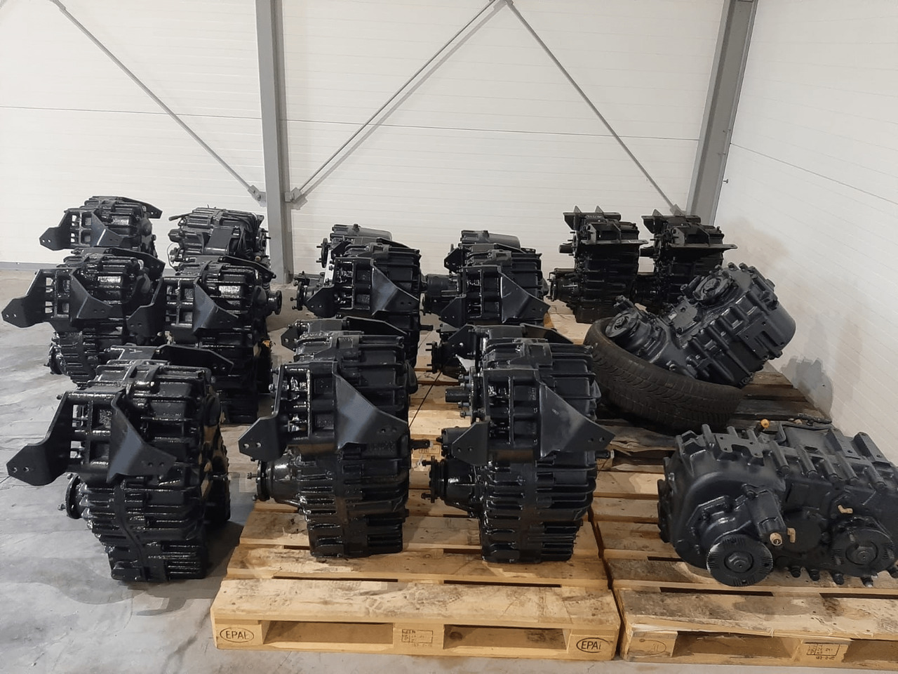 MAN 8x8 8x6 Tussenbak g172Z-L USED - Truyền động cho Xe tải: hình 3 MAN 8x8 8x6 Tussenbak g172Z-L USED - Truyền động cho Xe tải: hình 3
