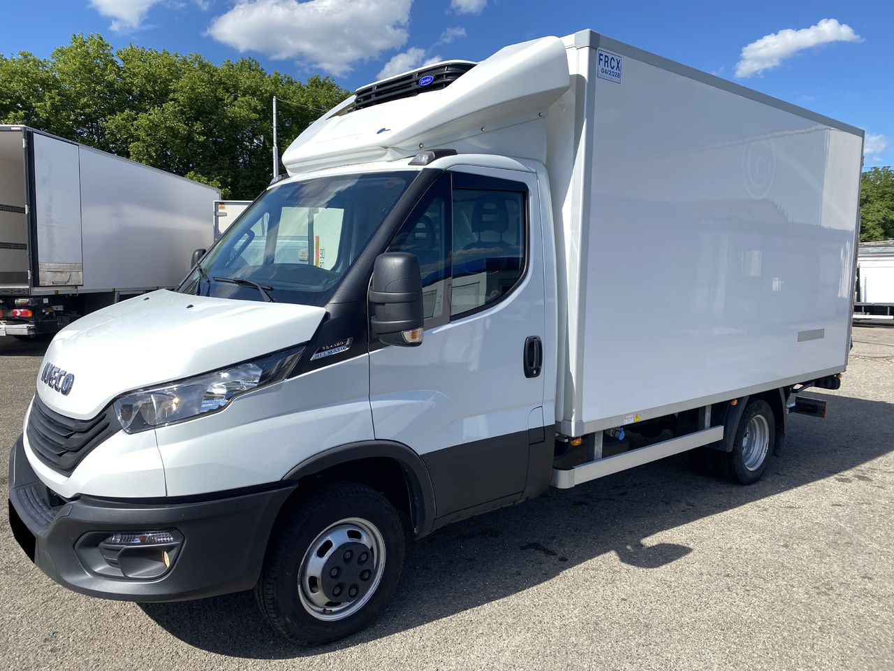IVECO daily frigo boite auto hayon - Xe van đông lạnh: hình 4 IVECO daily frigo boite auto hayon - Xe van đông lạnh: hình 4