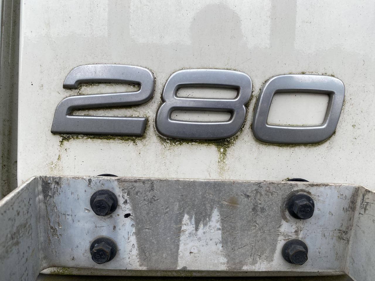 VOLVO FL 280 - Xe tải đông lạnh: hình 5 VOLVO FL 280 - Xe tải đông lạnh: hình 5