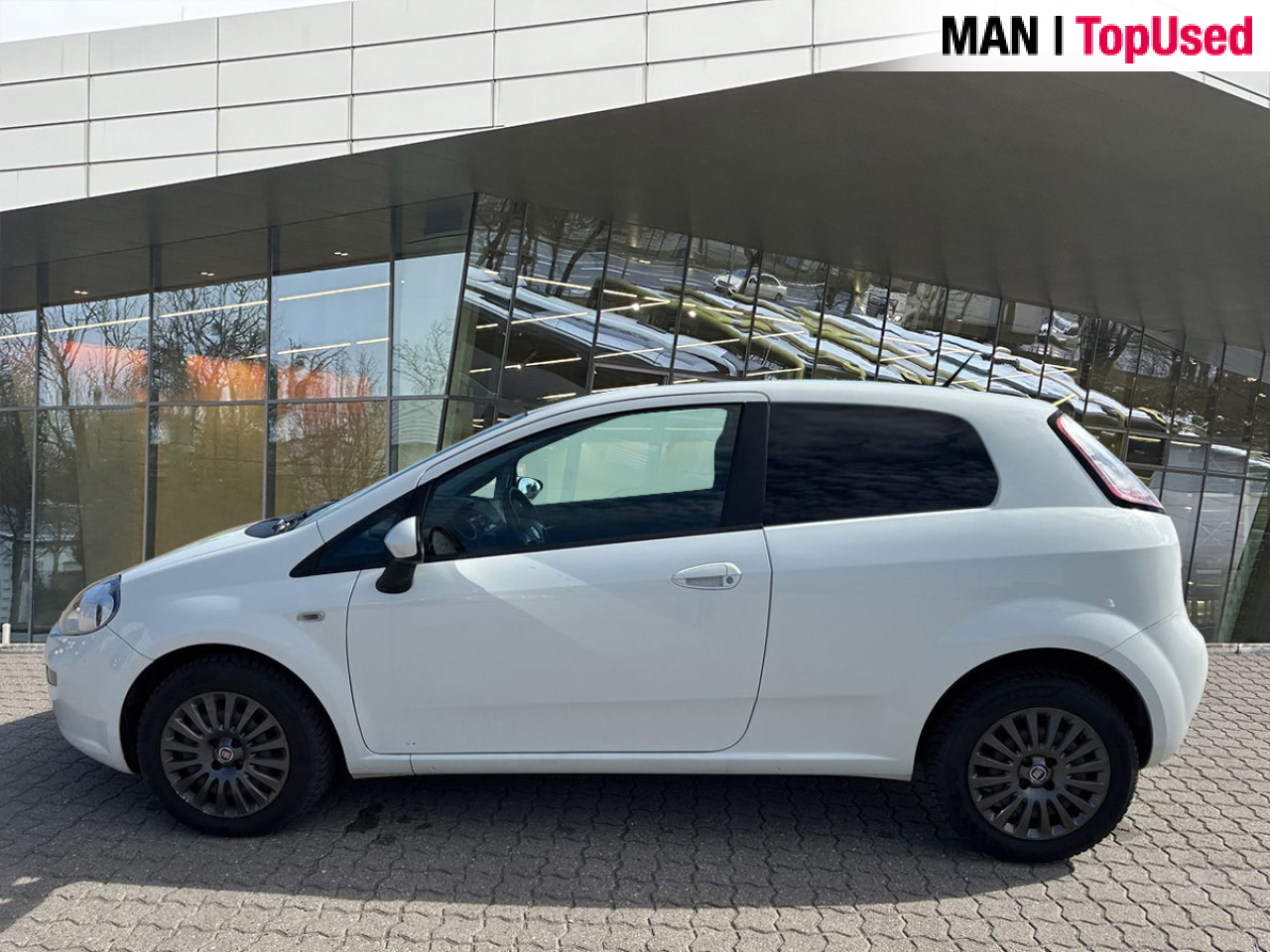 FIAT PUNTO VAN - Xe van nhỏ gọn: hình 2 FIAT PUNTO VAN - Xe van nhỏ gọn: hình 2