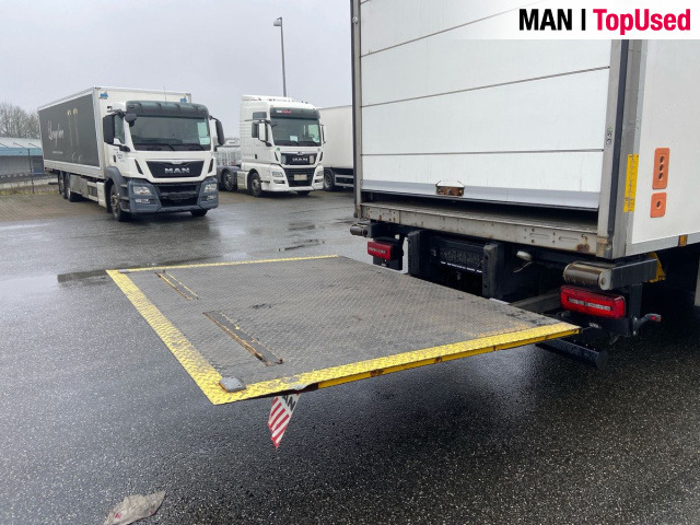 MAN TGS 26.320 6X2-4 LL Carrier - Xe tải đông lạnh: hình 4 MAN TGS 26.320 6X2-4 LL Carrier - Xe tải đông lạnh: hình 4