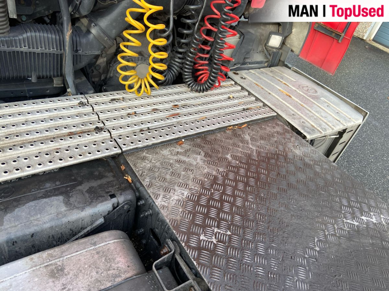 MAN TGX 18.460 4X2 BLS "ADR EX II / AT" - Xe đầu kéo: hình 4 MAN TGX 18.460 4X2 BLS "ADR EX II / AT" - Xe đầu kéo: hình 4