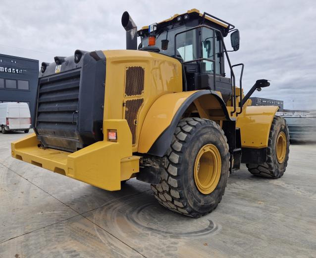 CATERPILLAR 962M - Máy xúc lật bánh lốp: hình 2 CATERPILLAR 962M - Máy xúc lật bánh lốp: hình 2