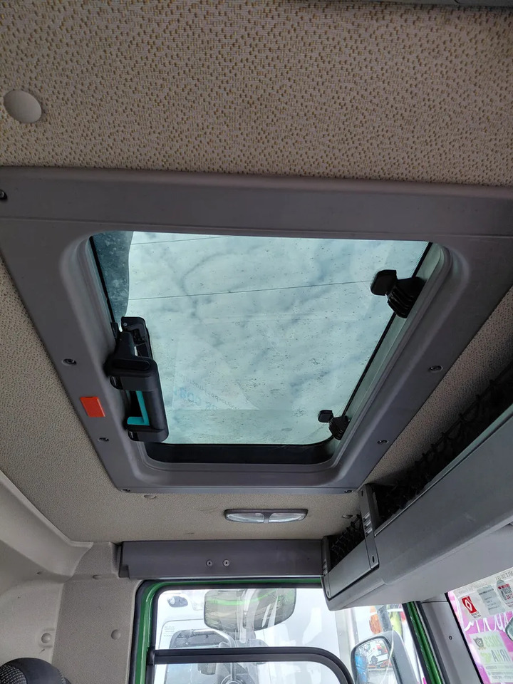 2013 DAF FRIDGE BODY FACF65 300 2DR - Xe tải đông lạnh: hình 2 2013 DAF FRIDGE BODY FACF65 300 2DR - Xe tải đông lạnh: hình 2