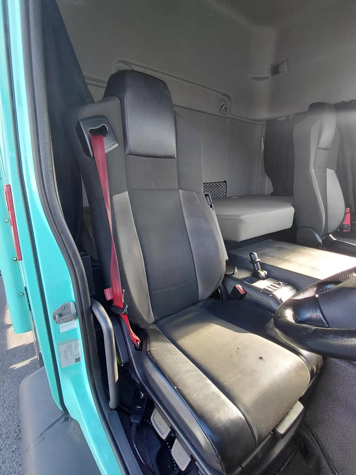 Xe tải thùng mui bạt 2020 Renault D Wide 26 Tonner 6×2: hình 18