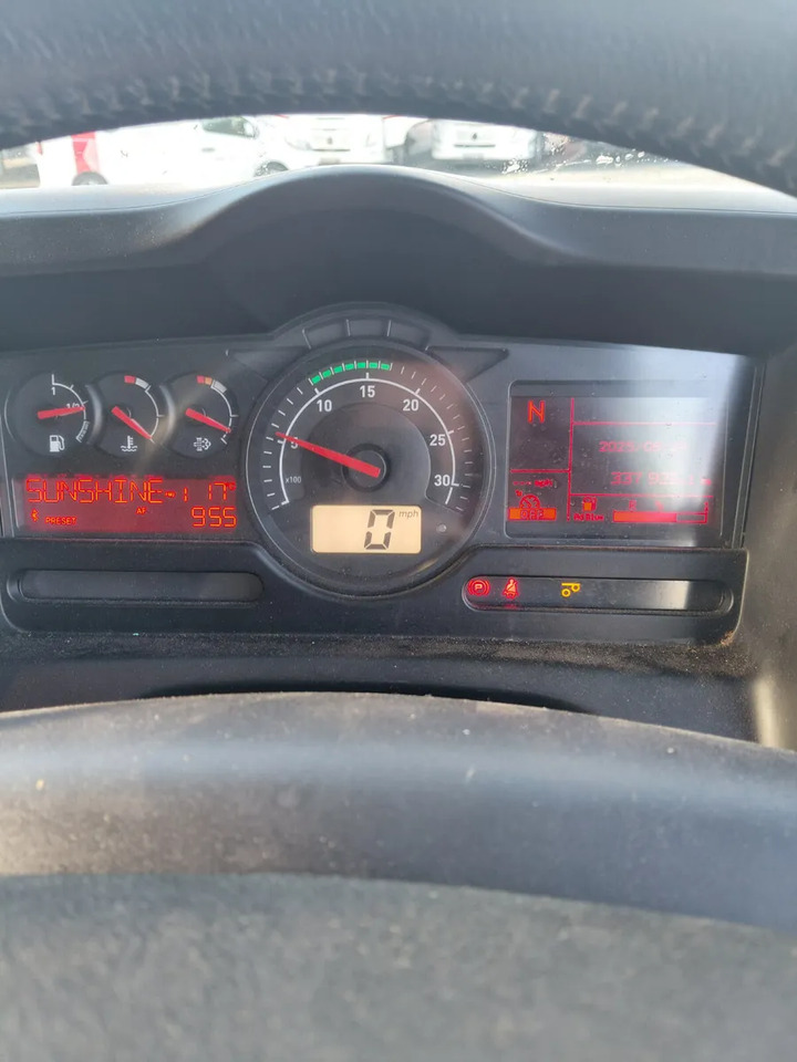 Xe tải thùng mui bạt 2020 Renault D Wide 26 Tonner 6×2: hình 14