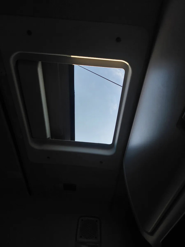 Xe tải thùng mui bạt 2020 Renault D Wide 26 Tonner 6×2: hình 19