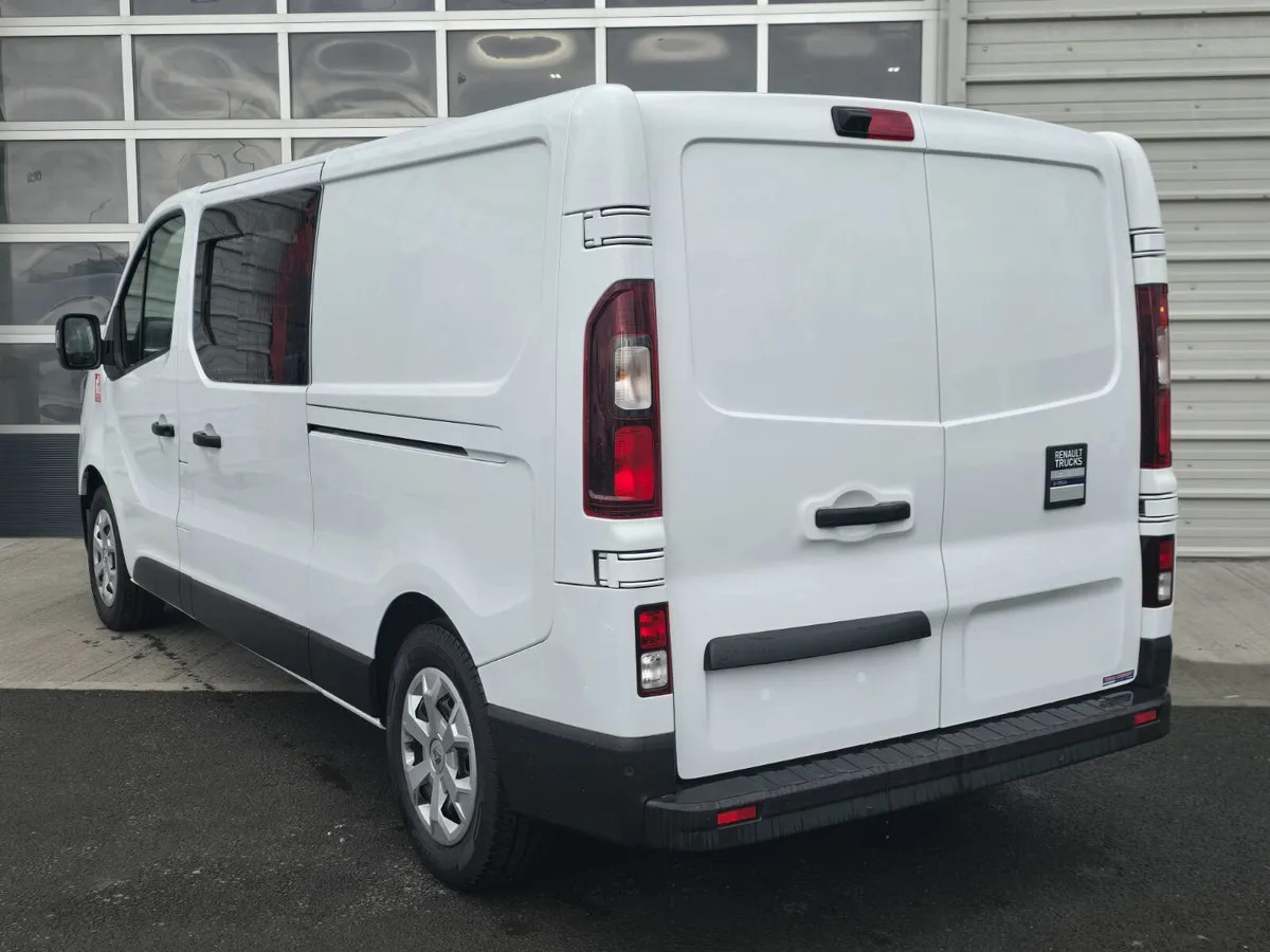 2025 Renault Trafic E-Tech Crew Cab - Xe tải van: hình 3 2025 Renault Trafic E-Tech Crew Cab - Xe tải van: hình 3