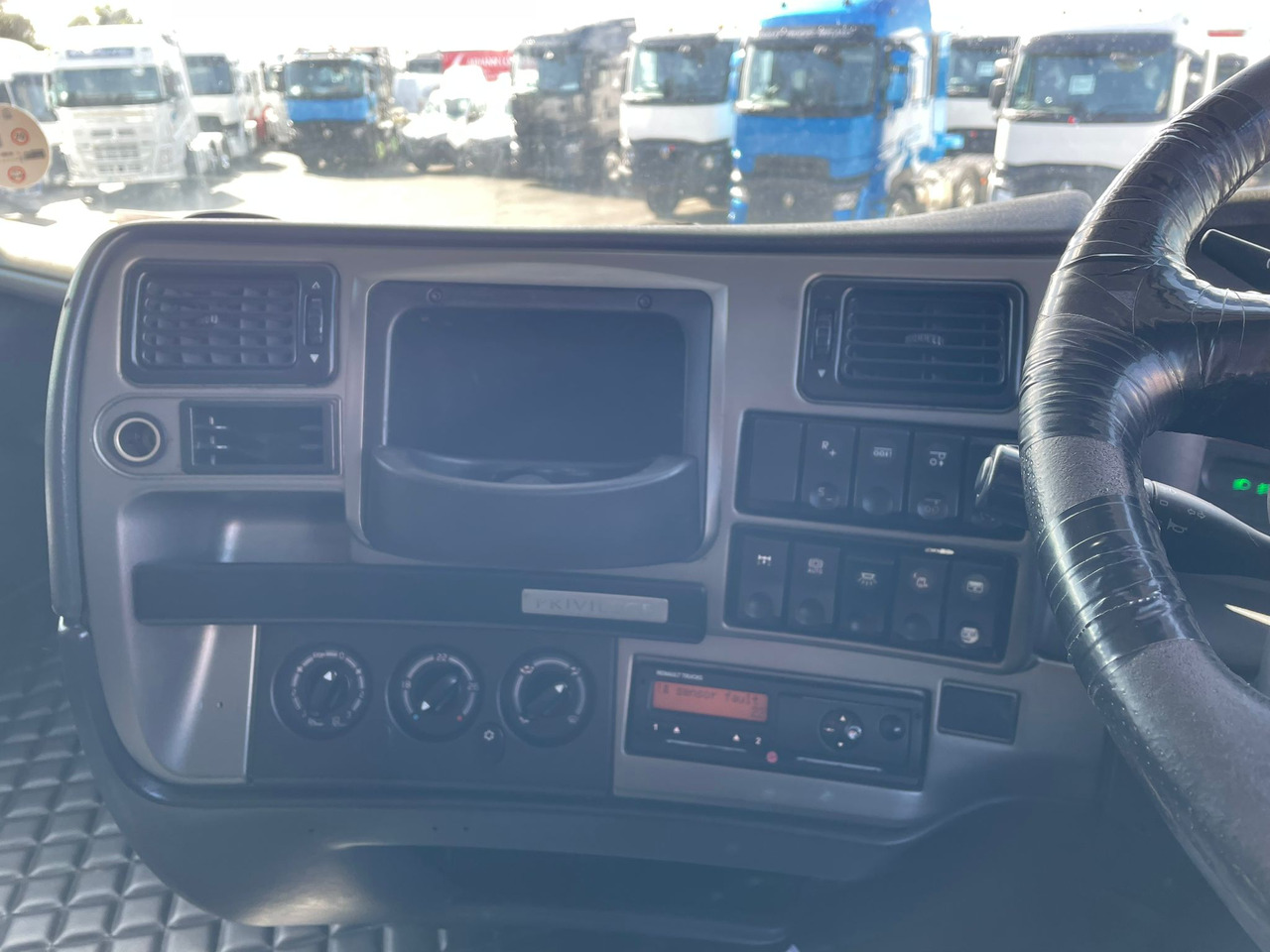 Xe đầu kéo 2012 Renault Magnum 480 DXI: hình 11