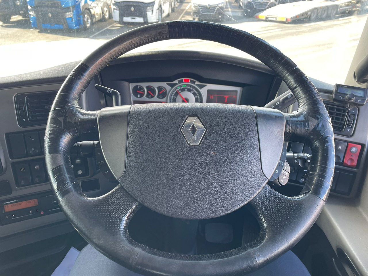 Xe đầu kéo 2012 Renault Magnum 480 DXI: hình 10