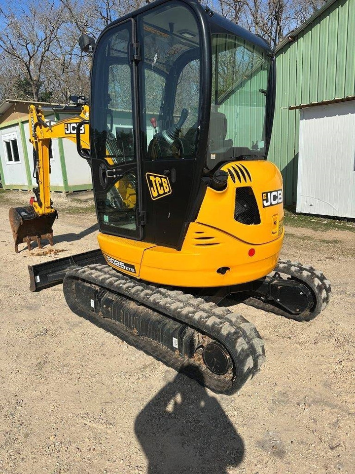 JCB 8025 ZTSL - Máy xúc mini: hình 3 JCB 8025 ZTSL - Máy xúc mini: hình 3