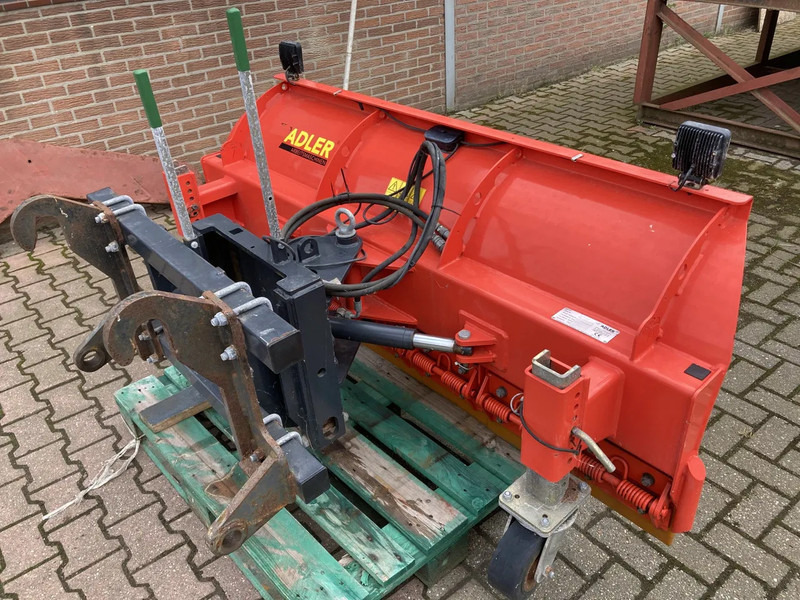 ADLER Sneeuwschuif met Giant of JCB aanspan - Cày tuyết cho Máy móc nông nghiệp: hình 3 ADLER Sneeuwschuif met Giant of JCB aanspan - Cày tuyết cho Máy móc nông nghiệp: hình 3