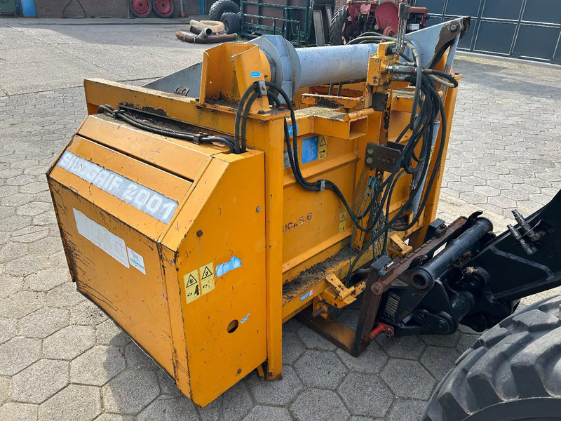 Lucas Silogrif 2001 - Trang thiết bị gia súc: hình 1 Lucas Silogrif 2001 - Trang thiết bị gia súc: hình 1