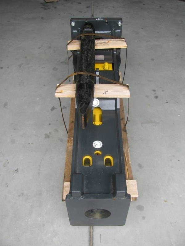 Mustang HM1302 NOVO teža 800kg - Búa thủy lực cho Máy móc xây dựng: hình 4 Mustang HM1302 NOVO teža 800kg - Búa thủy lực cho Máy móc xây dựng: hình 4